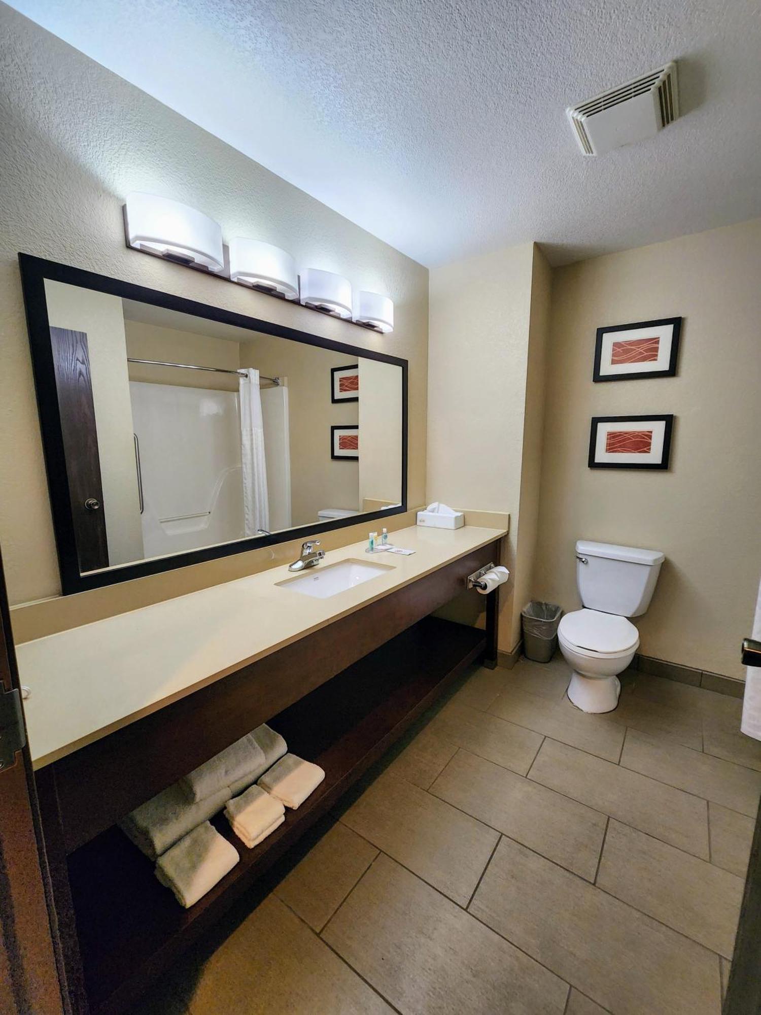 Comfort Inn Bolivar Luaran gambar