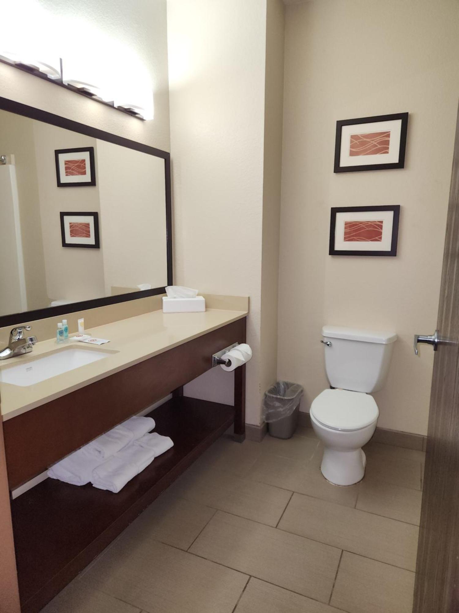 Comfort Inn Bolivar Luaran gambar